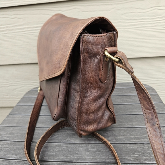 Vintage Brown Leather Crossbody Purse Flap Over Messenger Bag Made in India - Picture 3 of 16